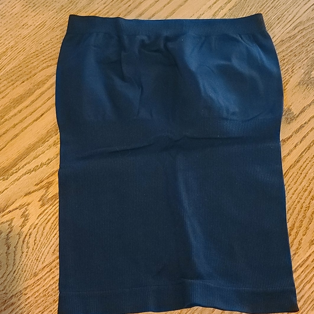 Strapless shaper